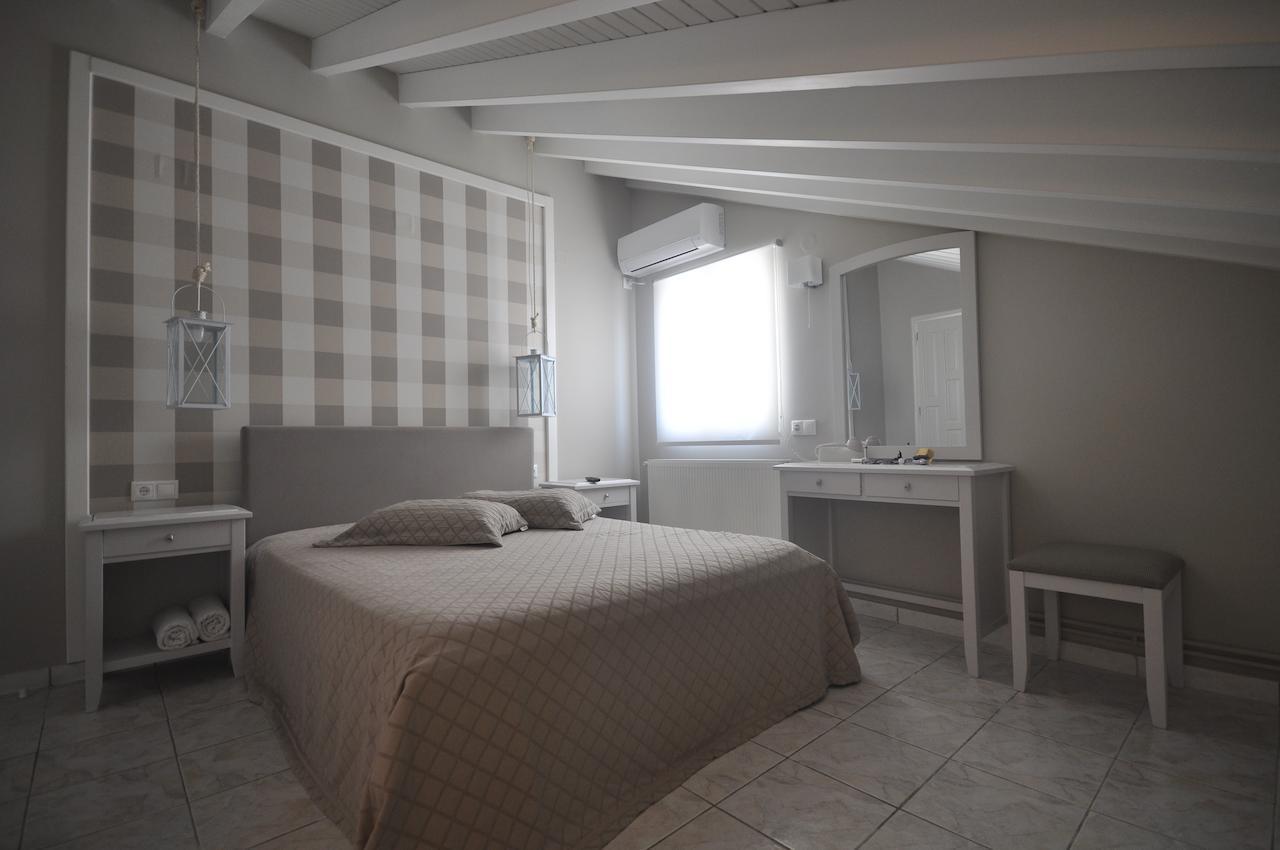 Ariadnes Holiday Accommodation I Apidias Lakos Habitación foto